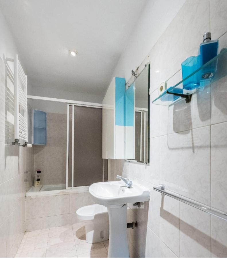 M&F Apartaments Chueca Madrid Buitenkant foto