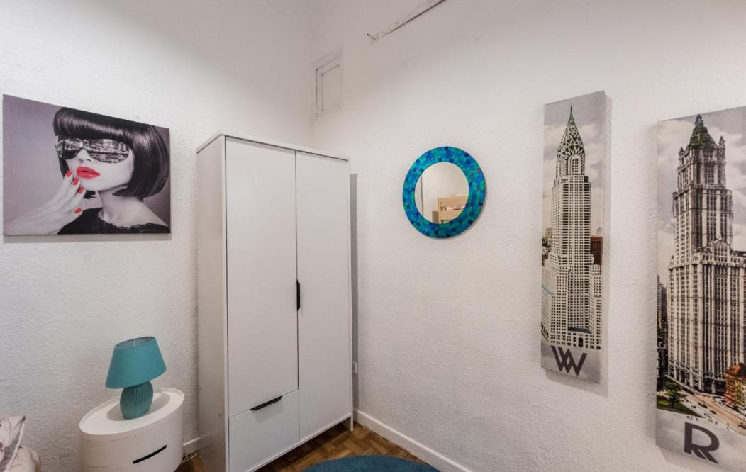 M&F Apartaments Chueca Madrid Buitenkant foto